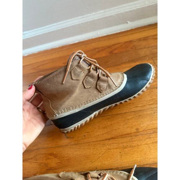 SOREL Women's Out N About Leather Duck Boots size 8.5 - Picture 8 of 13